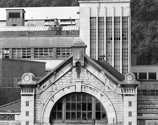 Fronton de la chaufferie.