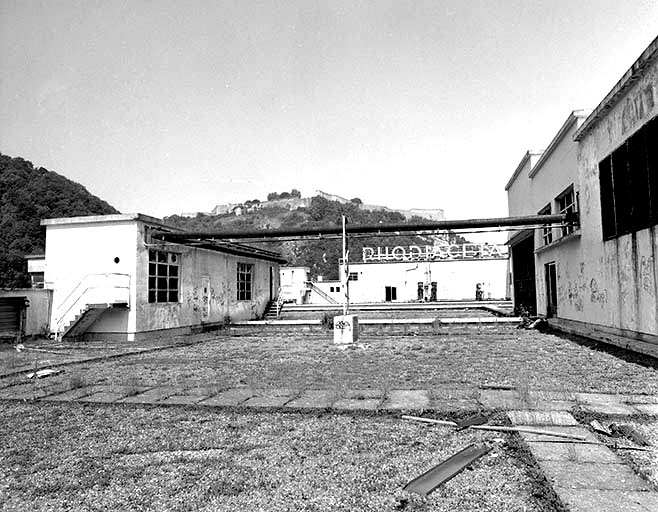 Terrasse des ateliers d'étirage tergal et nylon [TE4, NE1 et 2].