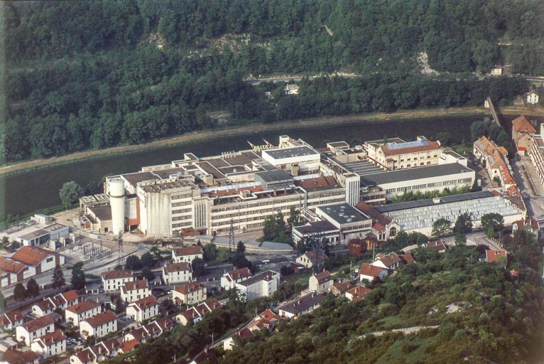 Vue aérienne de l'usine A depuis le nord-est.