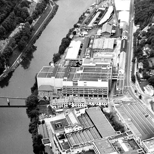 Vue aérienne de l'usine B, depuis le sud-est.