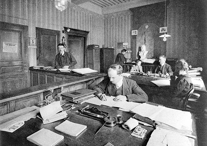 La Fraternelle, Société coopérative d'alimentation - Le Bureau principal, début des années 1920.