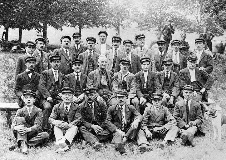 La Fraternelle, Section chorale Les Amis réunis, début des années 1920.