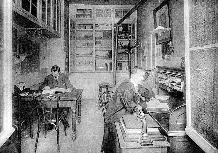 La Maison du peuple, Organisations syndicales - Le Bureau du syndicat diamantaire, début des années 1920.