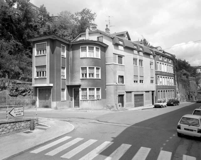 Bâtiments n° 23 et 25 de trois quarts gauche.