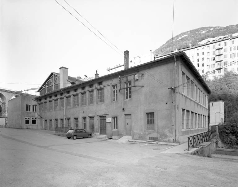 Diamanterie Dalloz (actuelle usine Tacchini) : façades antérieure et latérale droite.