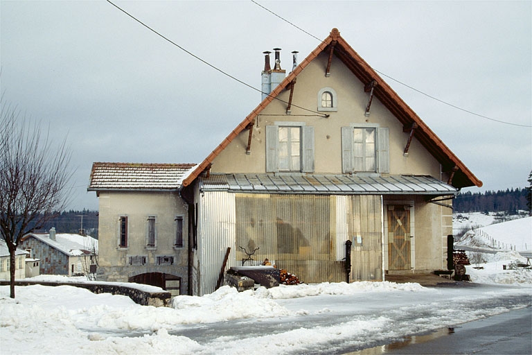 Façade antérieure.