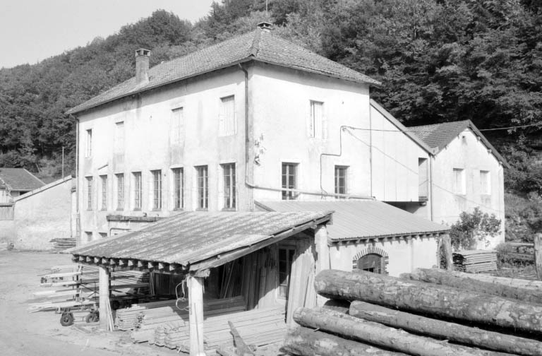 Ancienne tournerie, salle des machines et ancienne huilerie.