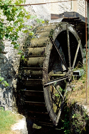 Roue en dessus.