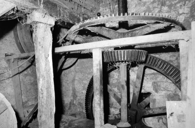 Transmission de la roue en dessus.
