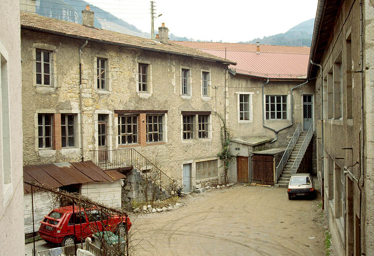 Bâtiments rue Carnot : vue d'ensemble.
