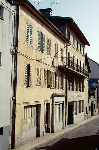 Saint-Claude : atelier de diamantaire, usine de tabletterie de la S.A. des Pipes Lacroix.