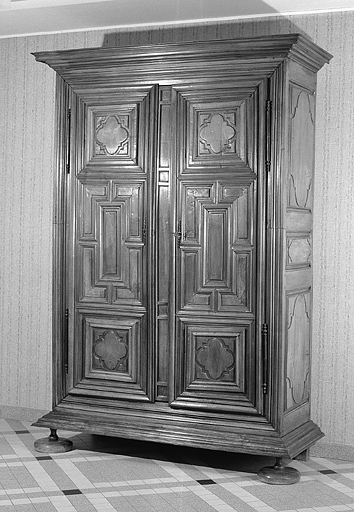 14e armoire