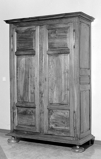 10e armoire