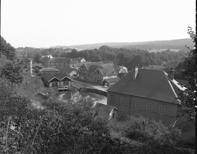 Vue générale plongeante depuis le sud-ouest en 1992.