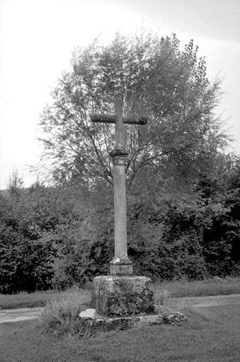 Croix de chemin.