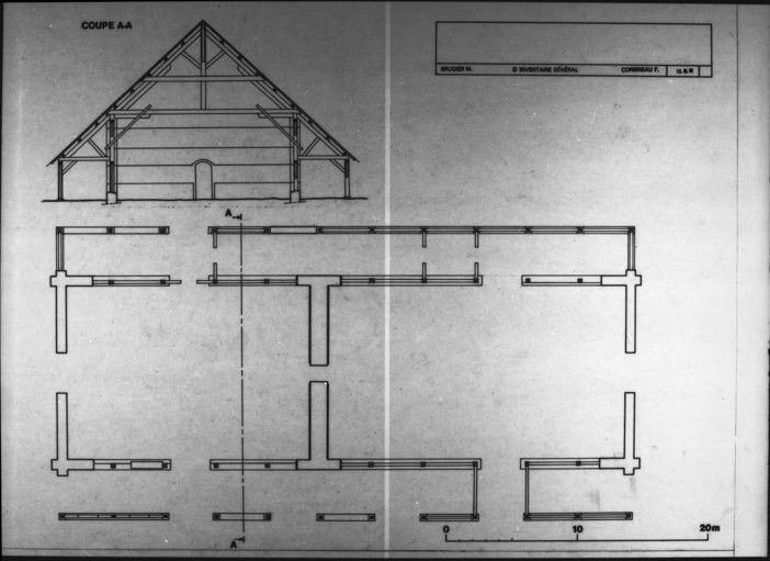 Plan et coupe de la halle à charbon.Relevé graphique, 1988, M. Brugier et F. Corbineau, échelle 1:1250.