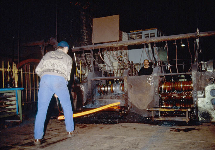 Laminoir : travail en cage de dégrossis.