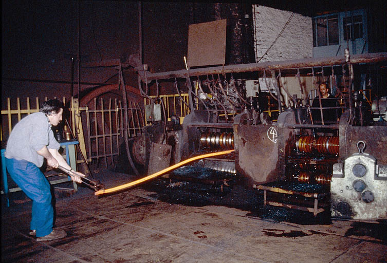 Laminoir : travail en cage de dégrossis.