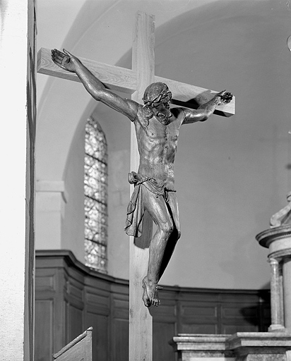 Croix : Christ en croix