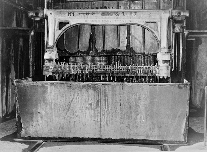 Châssis multilames, 1974. Photographie, 1974.