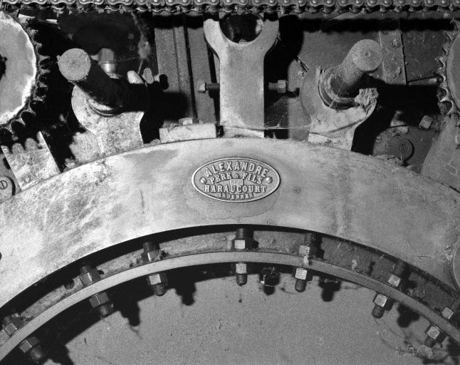 Plaque signalétique.