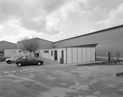 Bungalow (A).