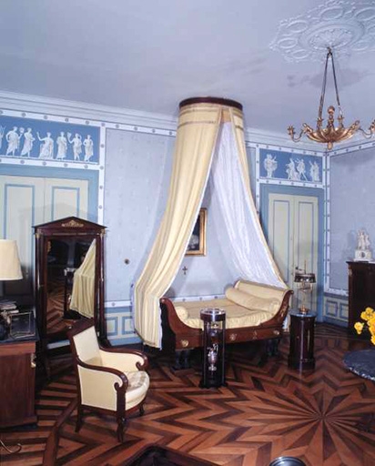 Intérieur : chambre dite de Monseigneur, partie gauche.