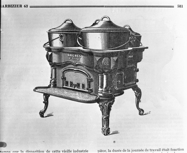 Fourneau à quatre marmites CC, n°10.