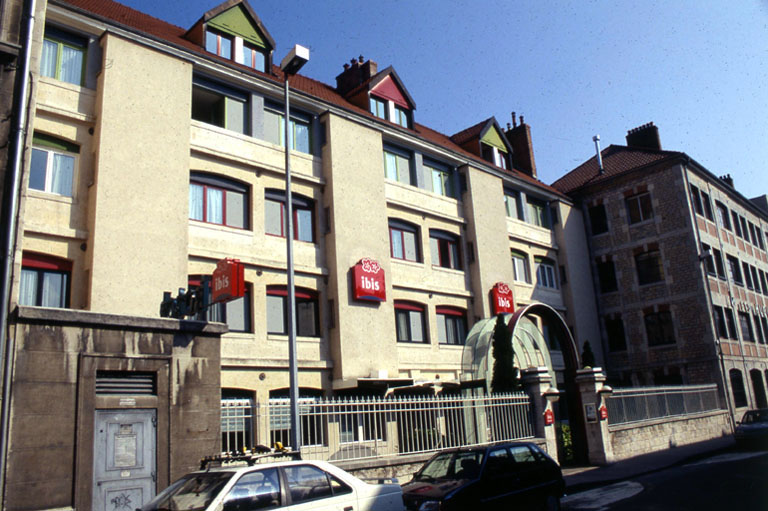 Façade antérieure en 1996.