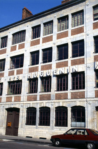 Détail de la façade antérieure en 1996.