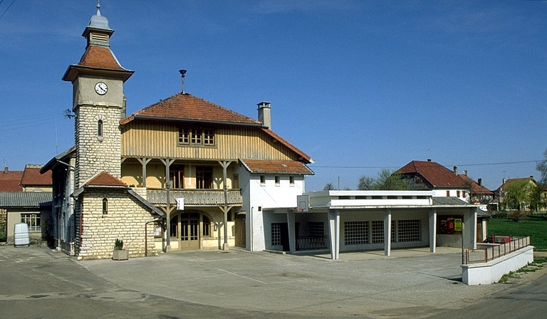 Vue d'ensemble depuis l'est.