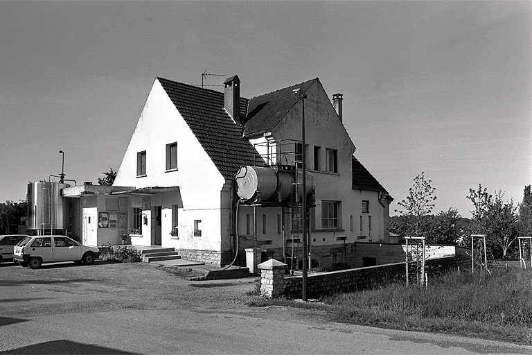 Vue d'ensemble depuis le nord-ouest.