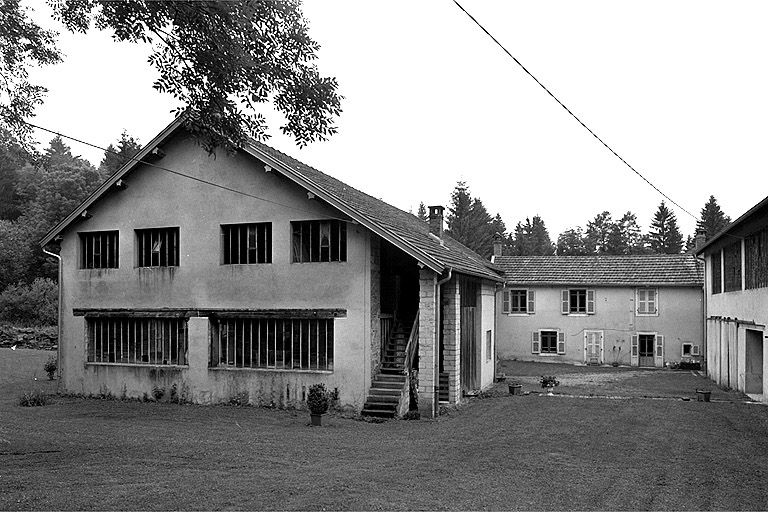 Vue d'ensemble depuis l'est.