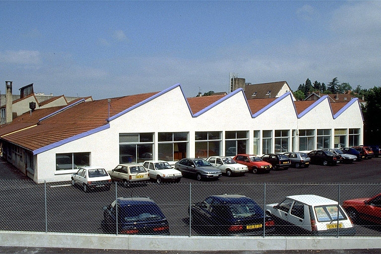 Usine de verres optiques Bourgeois, Lons-le-Saunier (2 rue des Mouillères).