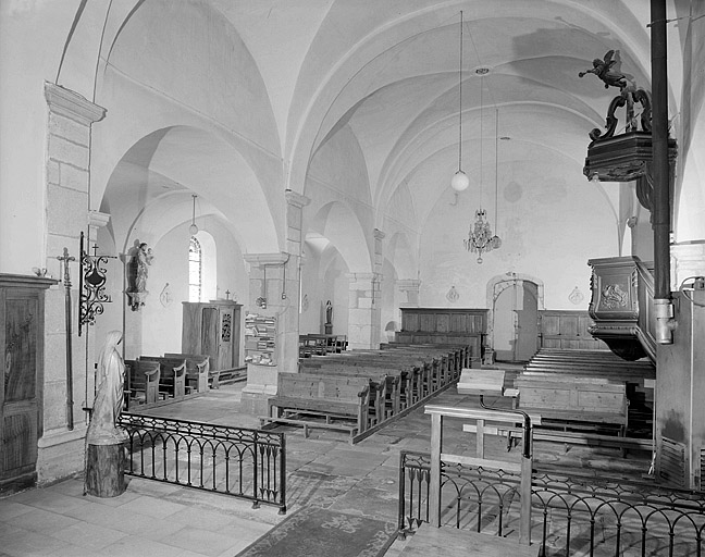 Elévation intérieure sud de la nef vue depuis le choeur.