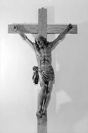 Croix : Christ en croix