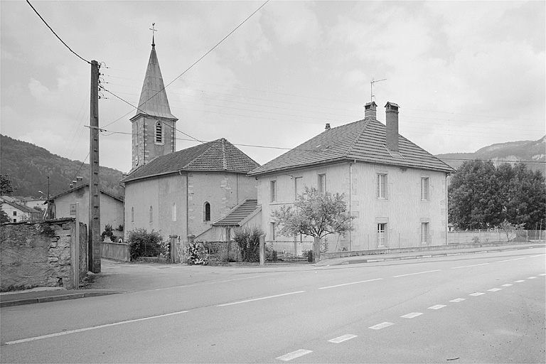 Vue de situation depuis le sud-est.