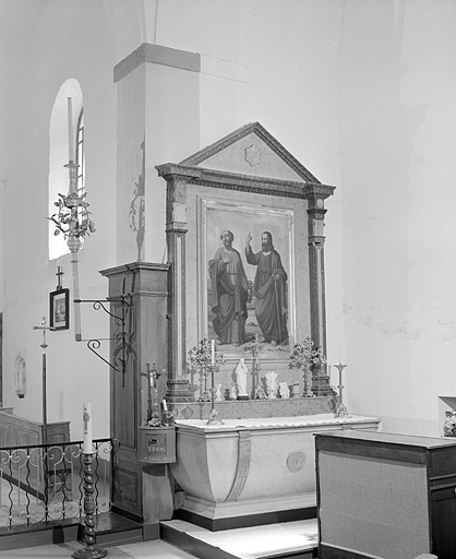 Vue d'ensemble de l'autel retable sud.