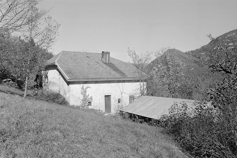 Façade antérieure et fournil.