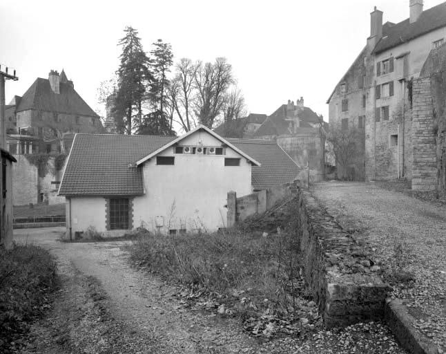 La centrale vue depuis l'entrée.