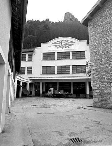 L'atelier de fabrication depuis l'entrée.
