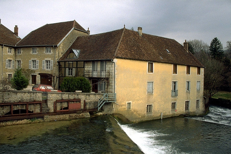 Usine de chaudronnerie et de matériel d'équipement industriel Laurioz, Arbois (2 avenue Pasteur).