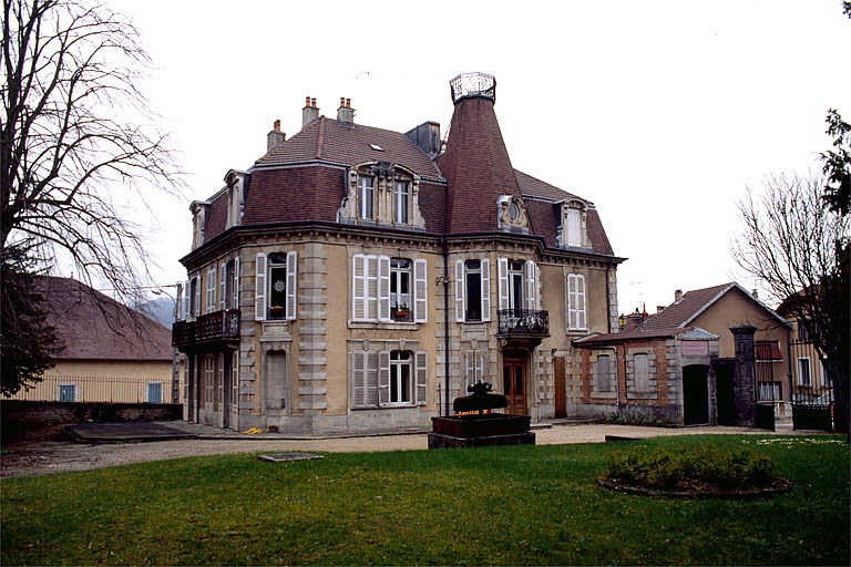 Bureaux dits château Béthanie.