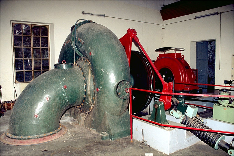 Vue rapprochée de la turbine n° 3.