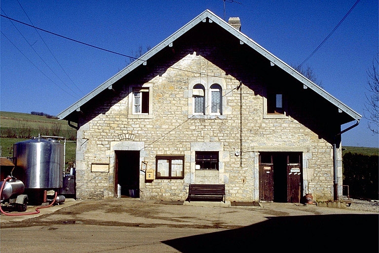Façade antérieure.