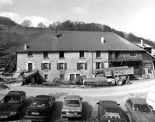 Logement et atelier de fabrication : façade antérieure.