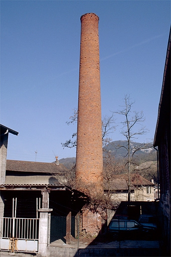 Cheminée.