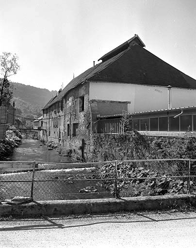 Façade postérieure de l'atelier de fabrication.