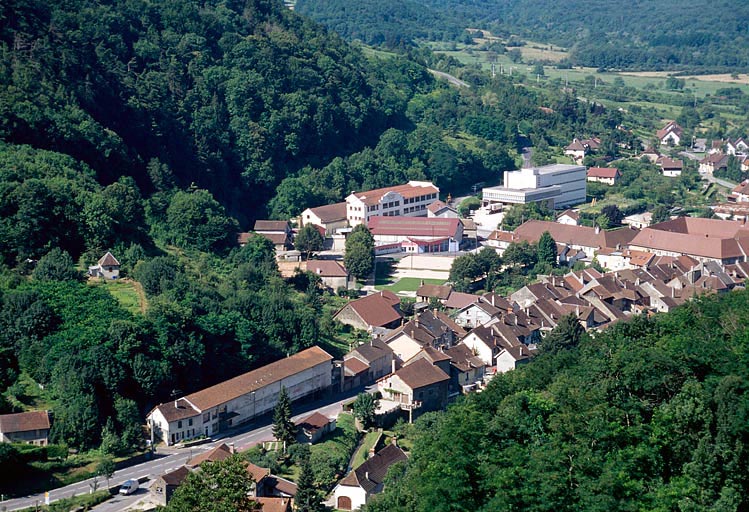 Vue générale depuis le nord-est.