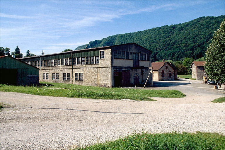 Vue depuis l'entrée.